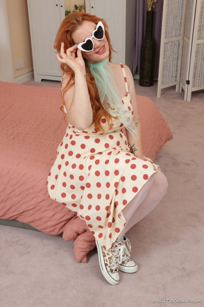 Miss Bella Hunter - Only Tease Image #2