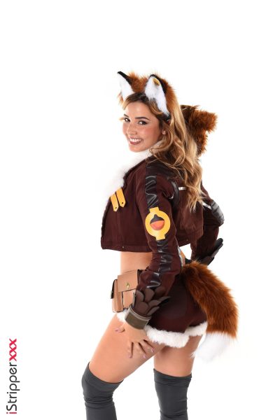 Agatha Vega in Best Furry Friendas a nude model Image #5