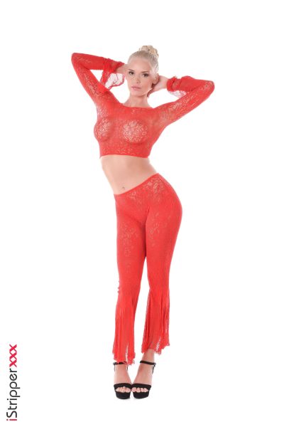 Era Queen in Passionate At Nightas a nude model