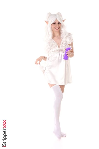 Christy White in Magic Potionas a nude model